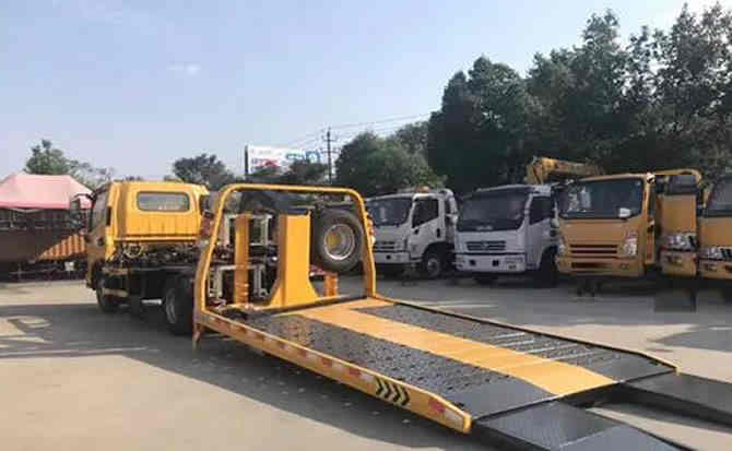 建湖汽车中途维修案例